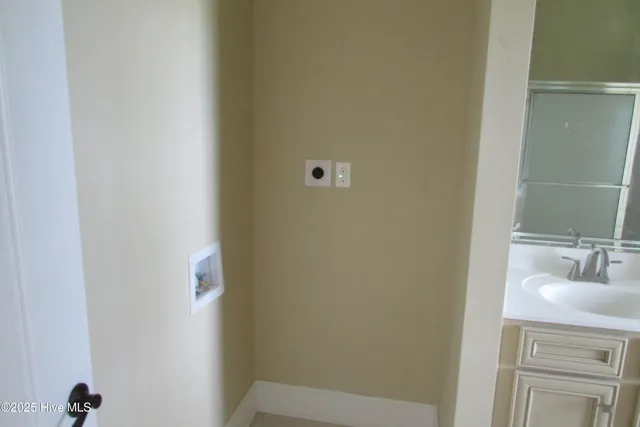 $279,500 | 1429 Isaac Weeks Road, Clinton, NC 28328