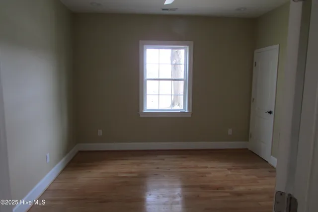 $279,500 | 1429 Isaac Weeks Road, Clinton, NC 28328