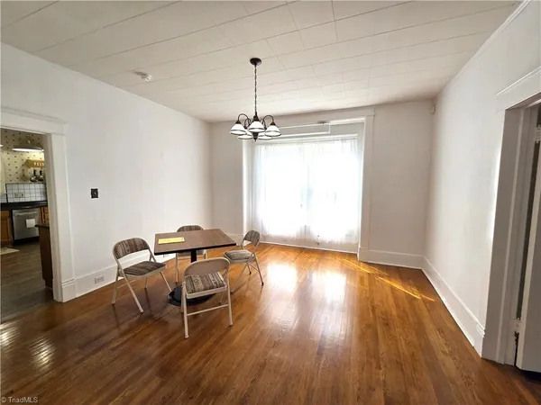 $309,573 | 410 East Sprague Street, Winston-Salem, NC 27127