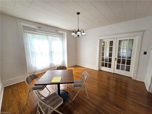 $309,573 | 410 East Sprague Street, Winston-Salem, NC 27127