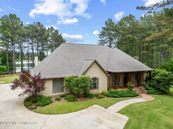 $1,150,000 | 426 Mannsdale Road, Madison, MS 39110