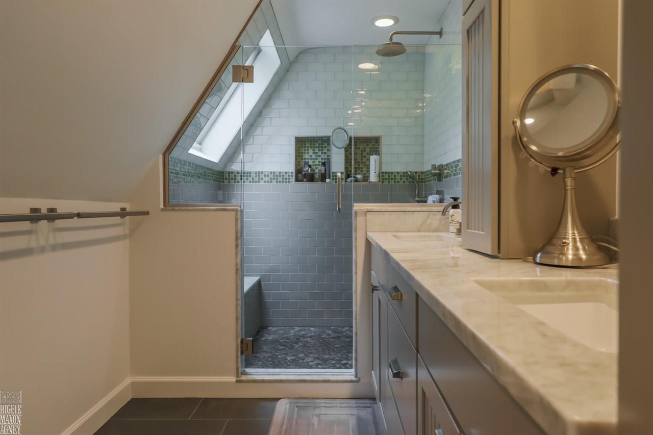 589 Lincoln Road Grosse Pointe, MI 48230 - Photo 24 of 52 50013534-23.JPG