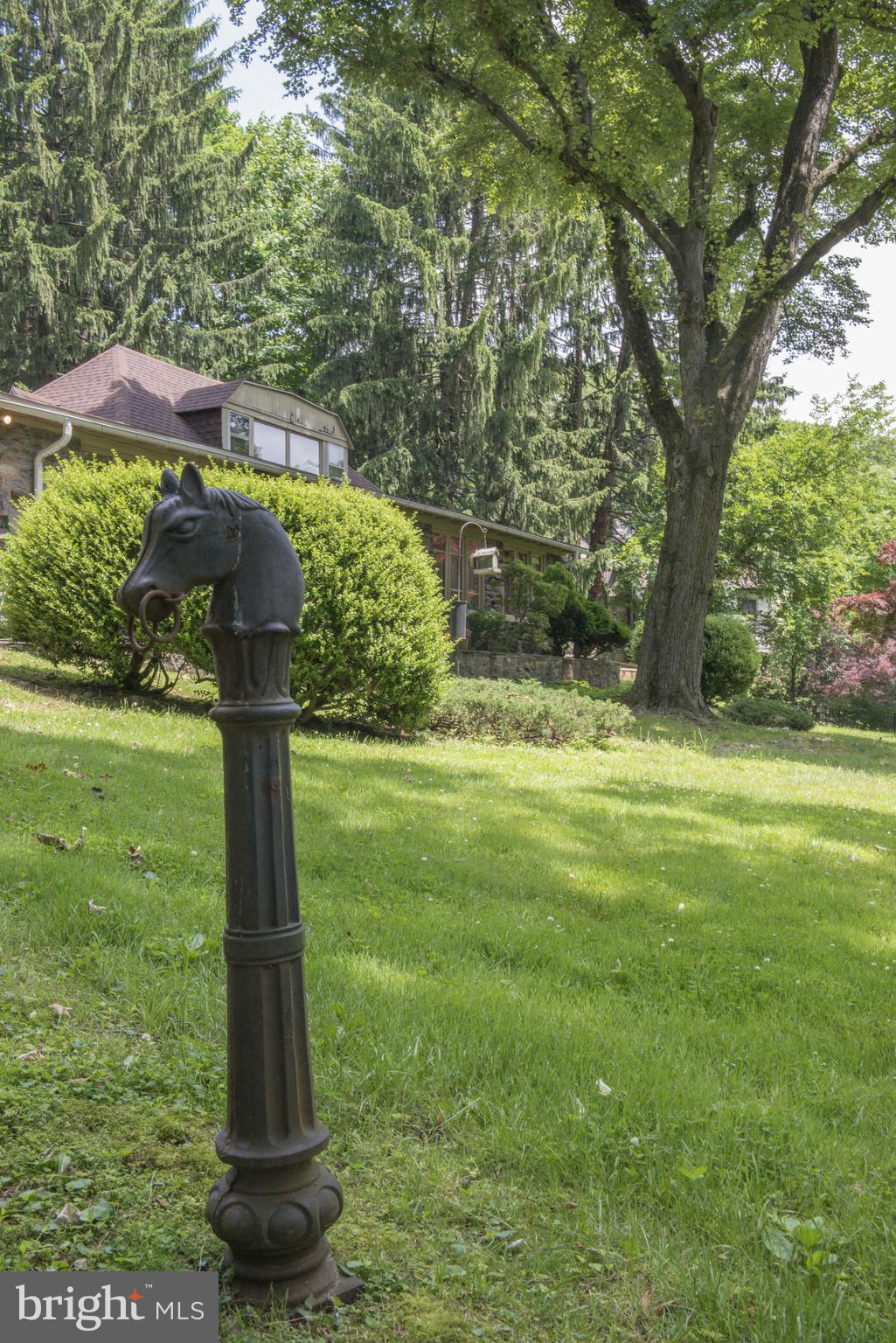 1385 Woodland Road Rydal, PA 19046 - Photo 5 of 29