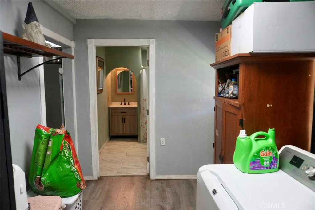 3934 Brockton Avenue Riverside, CA 92501 - Photo 18 of 27