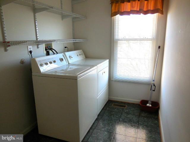 1751 Canal Run Drive Point of Rocks, MD 21777 - Photo 7 of 23 a utility room with dryer and washer