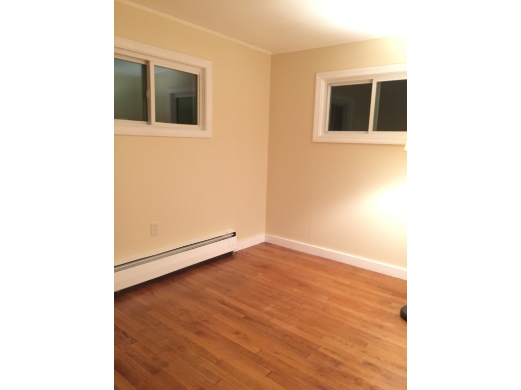 29 Taft Road Portsmouth, NH 03801 - Photo 8 of 13 Gallery Image 8