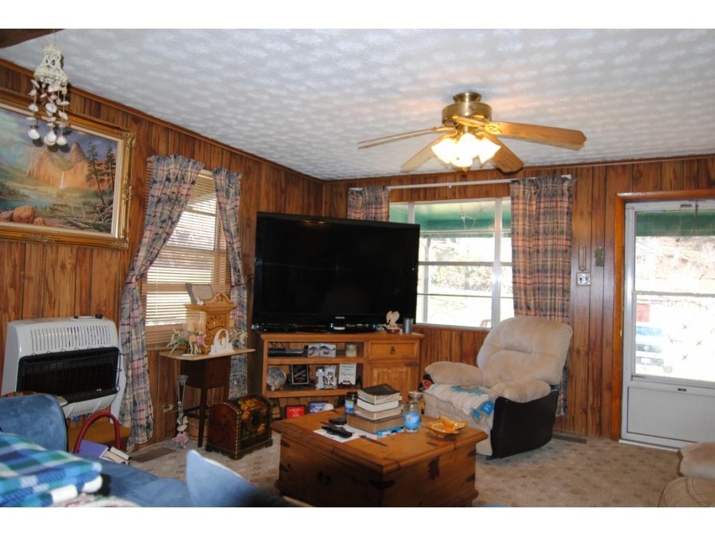 458 Hilton Road Gate City, VA 24251 - Photo 12 of 18 Photo 12