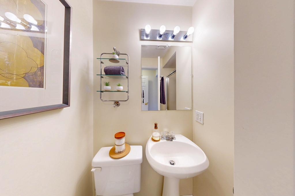 995 Trapelo Road, Unit 3 Waltham, MA 02452 - Photo 25 of 30