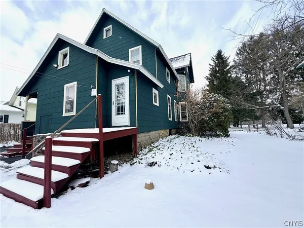 $274,900 | 8 Elm Avenue, Homer, NY 13077