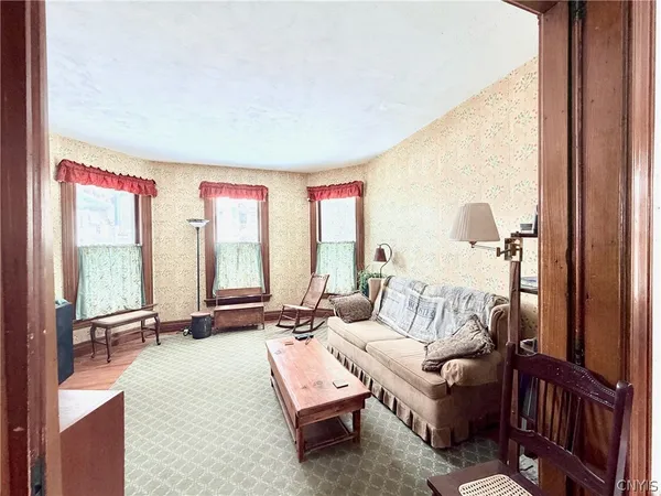 $274,900 | 8 Elm Avenue, Homer, NY 13077