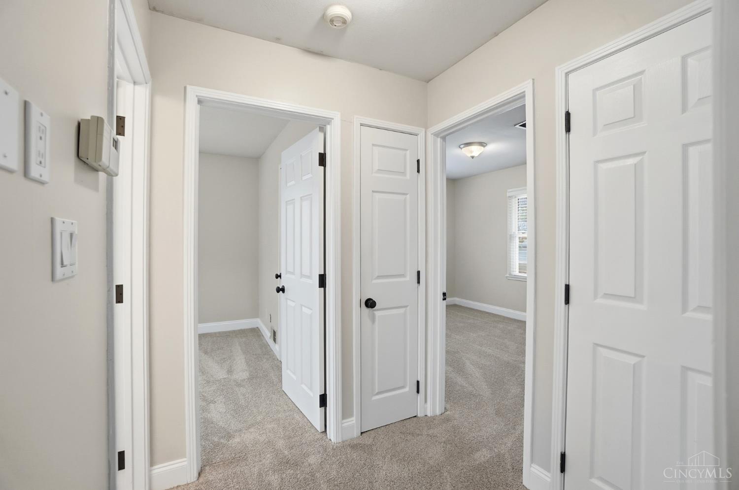 4582 Cooper Road Blue Ash, OH 45242 - Photo 13 of 37