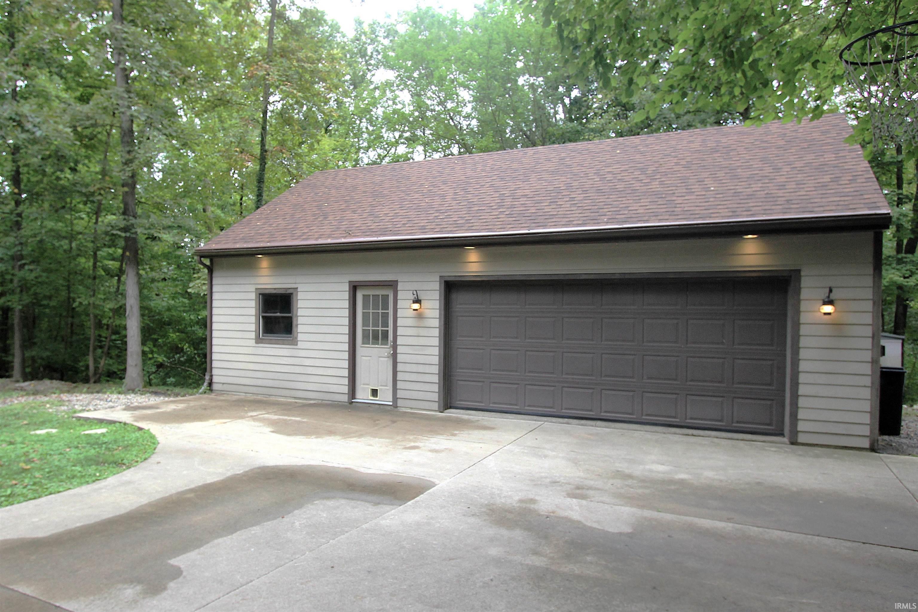 10617 Wheelock Road Fort Wayne, IN 46835 - Photo 2 of 28 Gallery Image 2