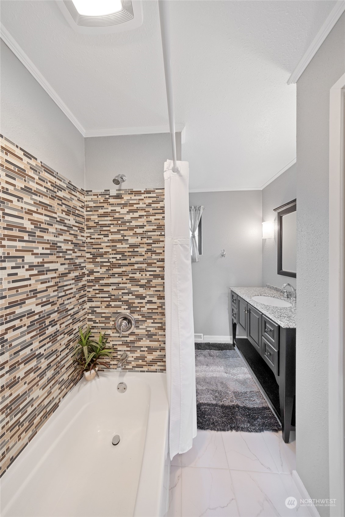 11208 Southeast 182nd Street Renton, WA 98055 - Photo 20 of 38