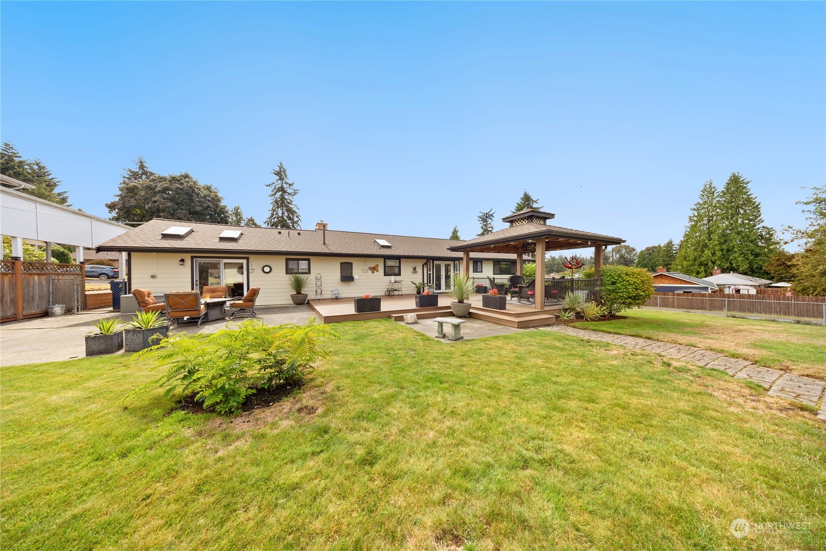 11208 Southeast 182nd Street Renton, WA 98055 - Photo 28 of 38