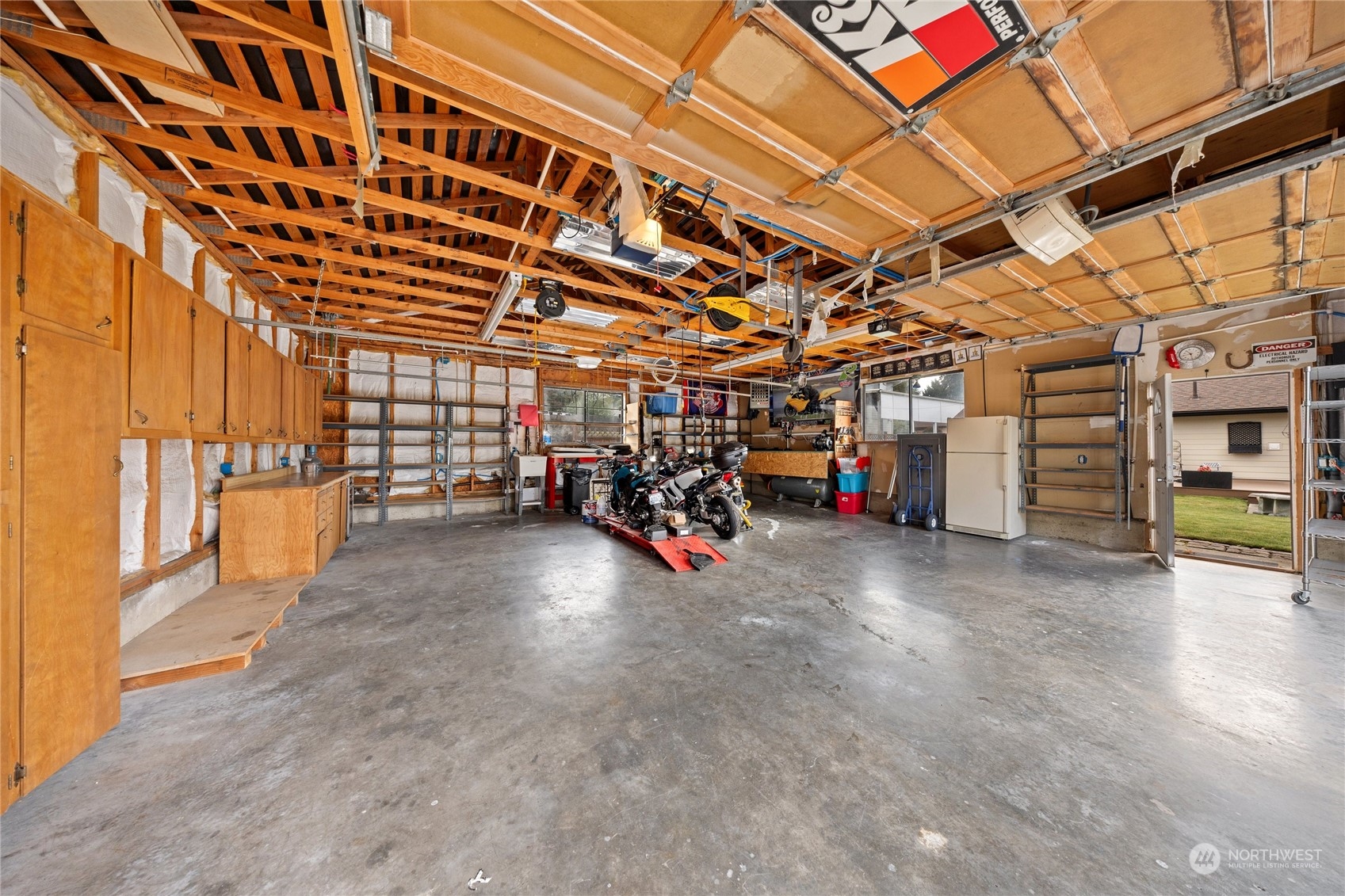 11208 Southeast 182nd Street Renton, WA 98055 - Photo 35 of 38