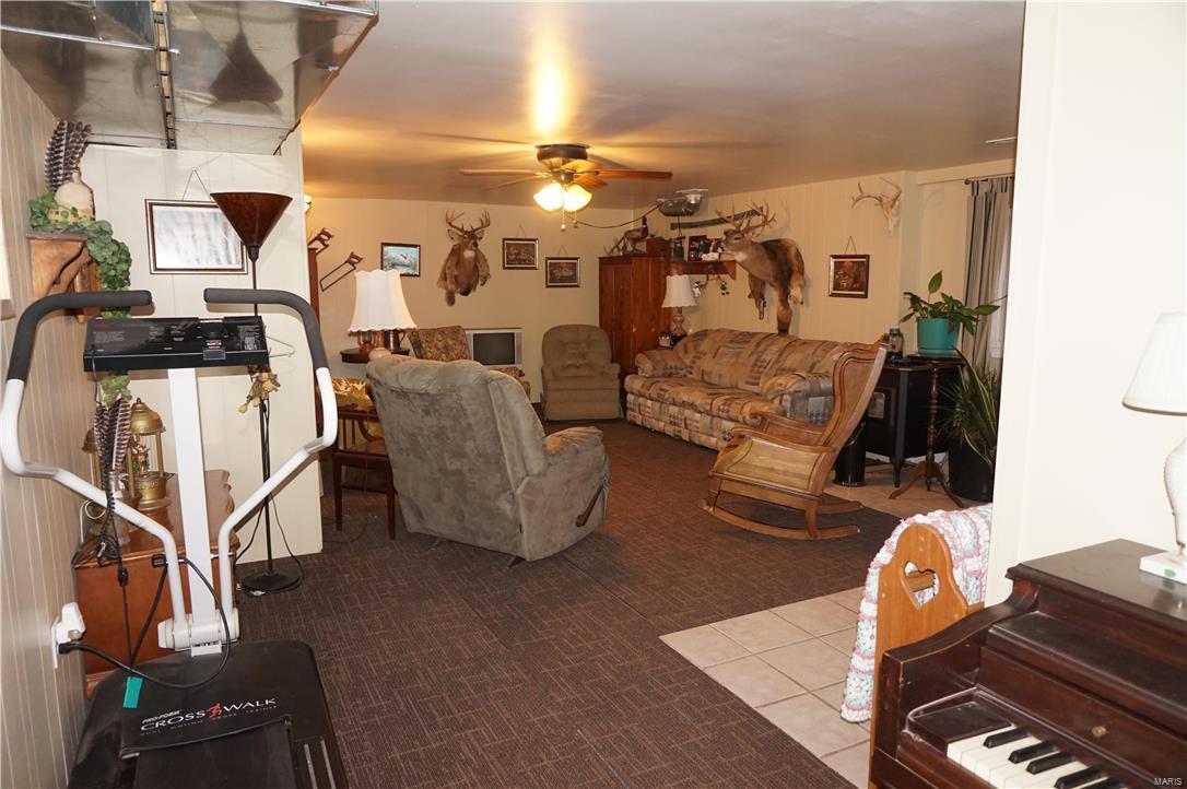 1508 Seiler Road Alton, IL 62002 - Photo 32 of 60