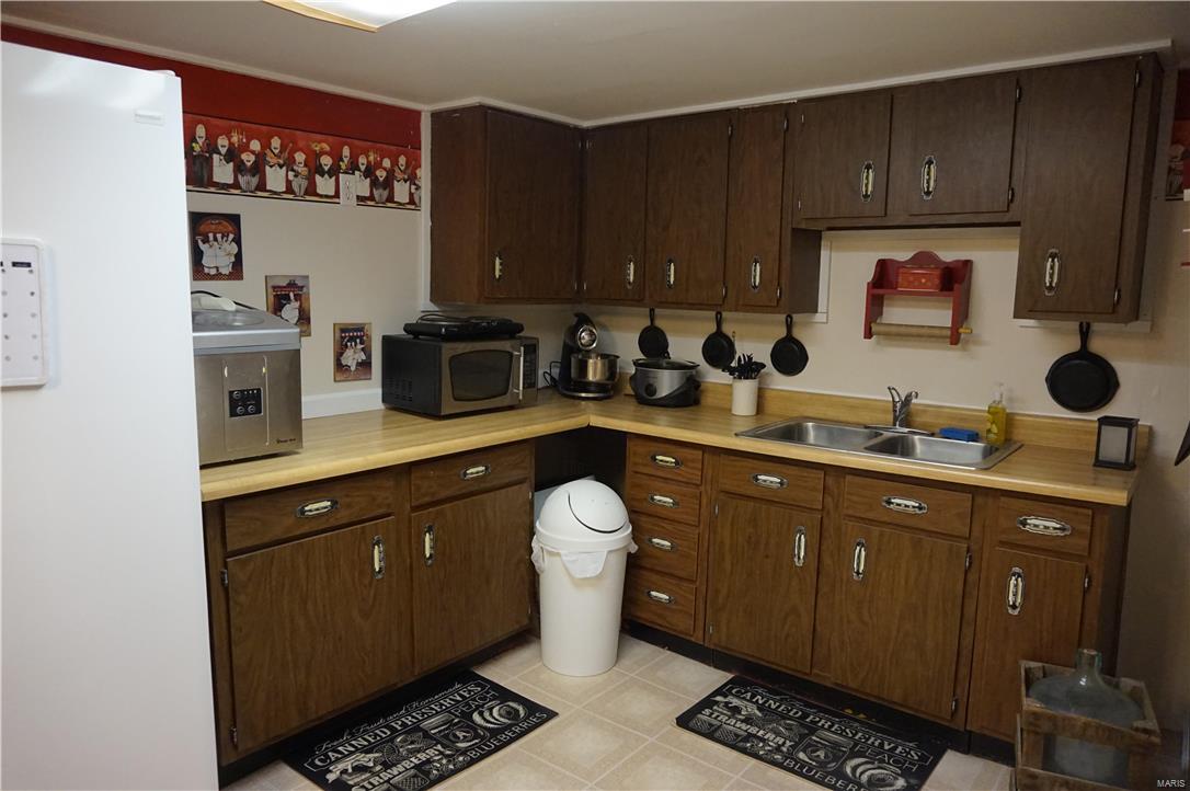 1508 Seiler Road Alton, IL 62002 - Photo 35 of 60