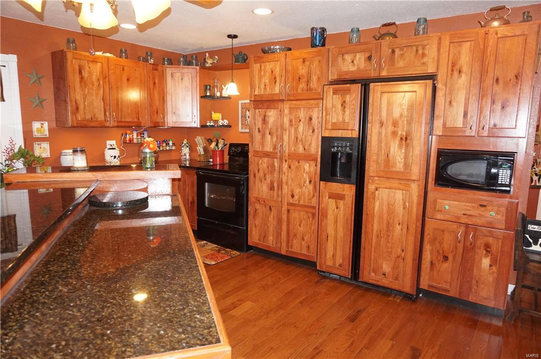 1508 Seiler Road Alton, IL 62002 - Photo 7 of 60