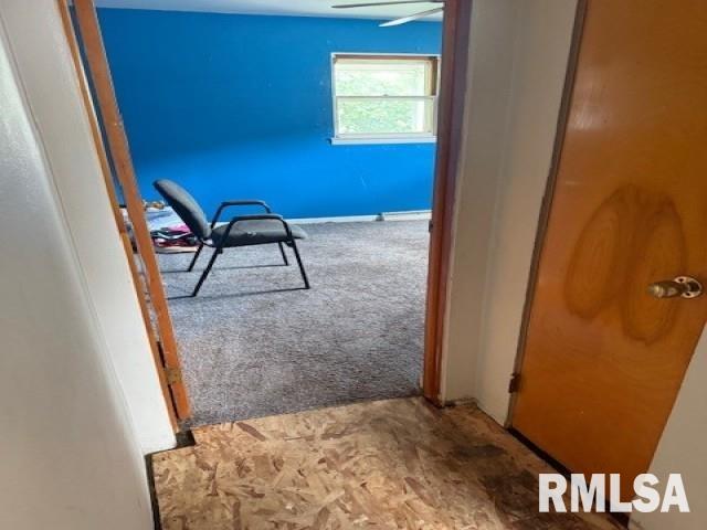 2112 East Keys Avenue Springfield, IL 62702 - Photo 7 of 12