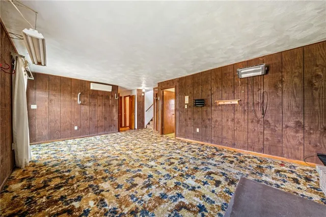 a view of a back yard of the house