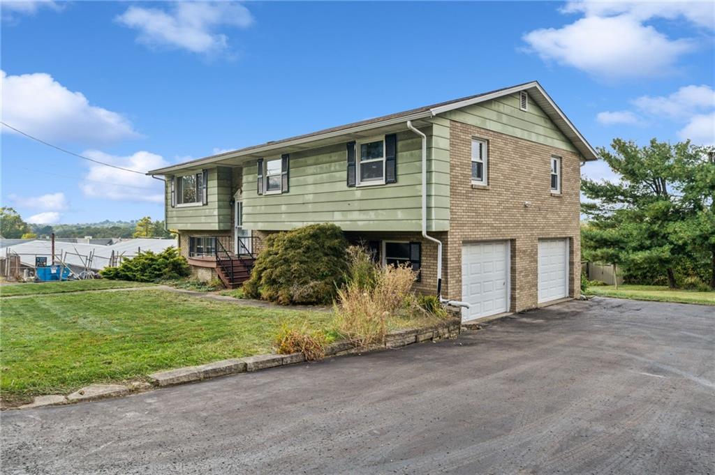 321 Riverside Drive Latrobe, PA 15650 - Photo 3 of 28 Gallery Image 3