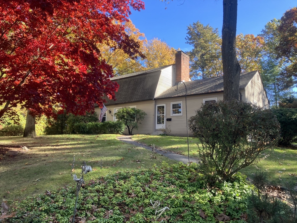 97 Salem Road Longmeadow, MA 01106 - Photo 2 of 42 Gallery Image 2