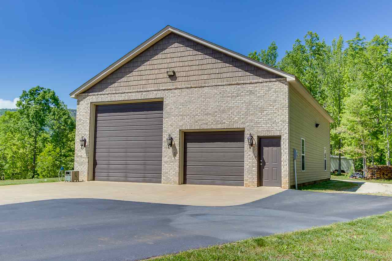 115 Red Turner Road Landrum, SC 29356 - Photo 7 of 25
