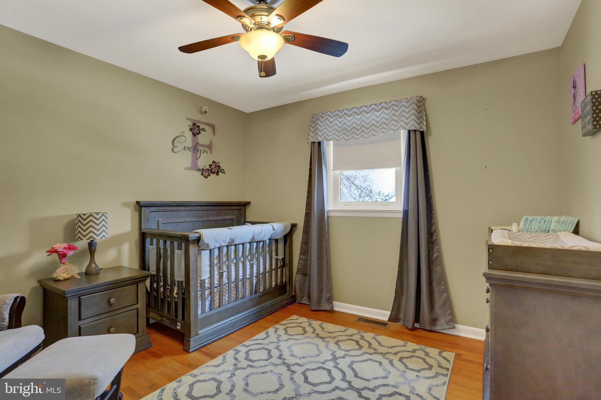 520 Blanchester Road Harrisburg, PA 17112 - Photo 16 of 28 2nd Bedroom
