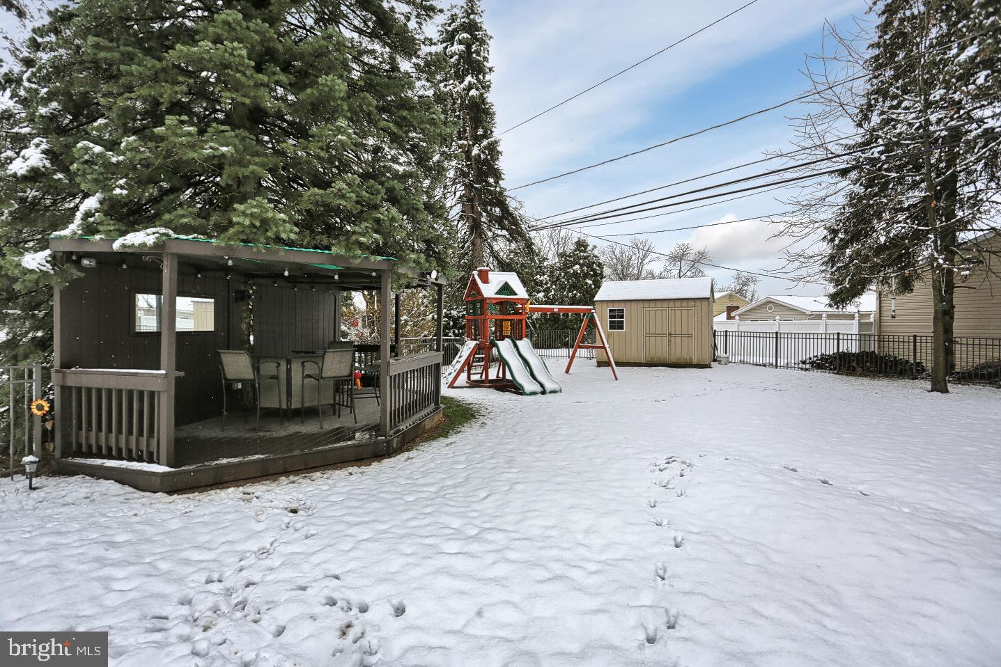 520 Blanchester Road Harrisburg, PA 17112 - Photo 25 of 28 Outdoor Living Space with Electric