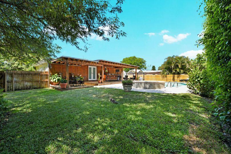 3074 Lillian Road Palm Springs, FL 33406 - Photo 18 of 22 Rear 2