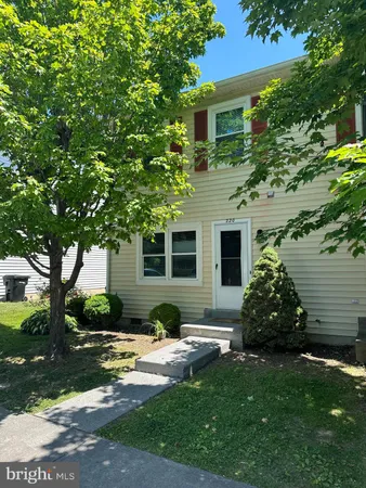 $1,450 | 220 Kimberly Way, Winchester, VA 22601