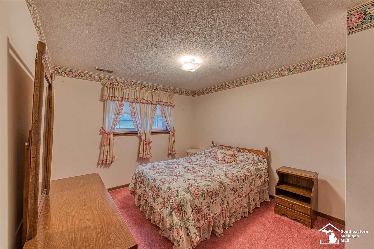 634 Cherry Road Monroe, MI 48161 - Photo 26 of 28 Gallery Image 26