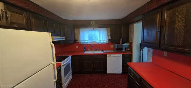 $319,900 | 205 Oscar Terrace, Endicott, NY 13760