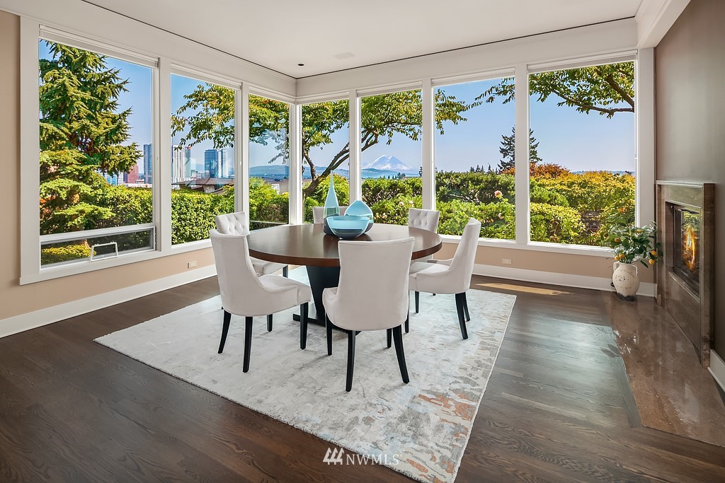 9616 Hilltop Road Bellevue, WA 98004 - Photo 4 of 25