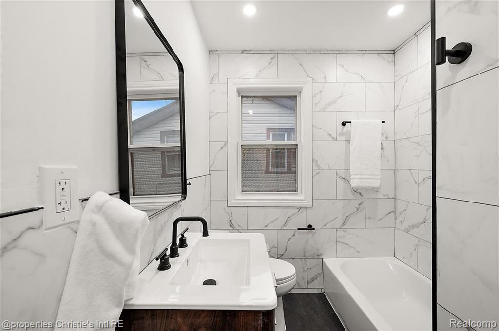 5040 Balfour Road Detroit, MI 48224 - Photo 29 of 37 Gallery Image 29