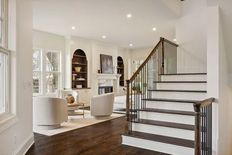 $3,195,000 | 4717 Meadow Road, Edina, MN 55424