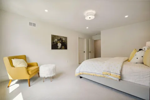 $3,195,000 | 4717 Meadow Road, Edina, MN 55424