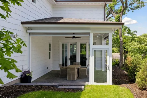 $3,195,000 | 4717 Meadow Road, Edina, MN 55424