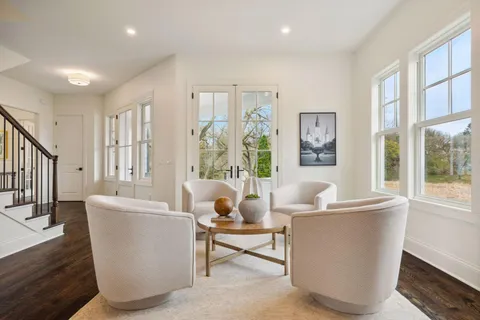 $3,195,000 | 4717 Meadow Road, Edina, MN 55424