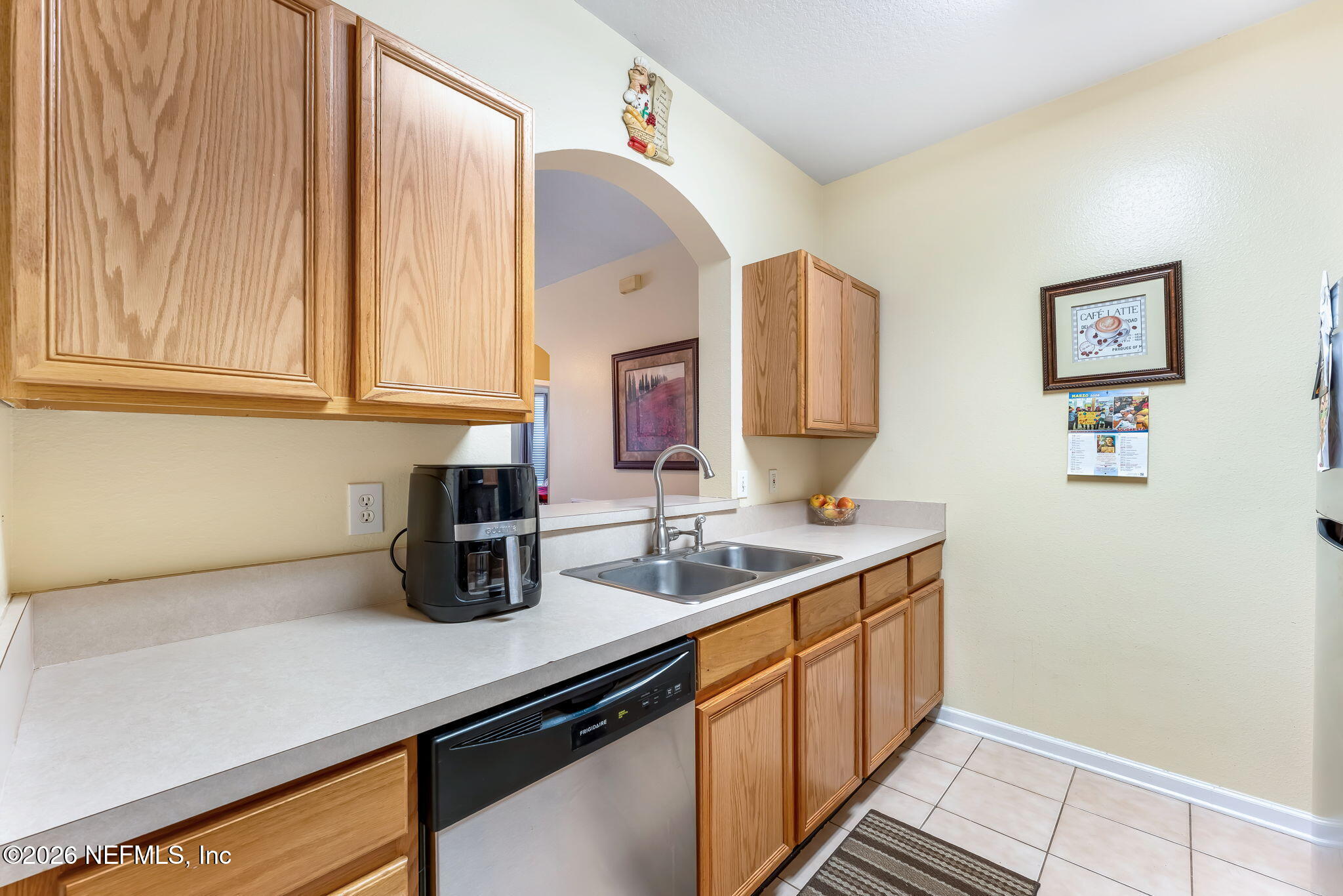 7990 Baymeadows Road East, Unit 416 Jacksonville, FL 32256 - Photo 6 of 32 6-web-or-mls-Kitchen