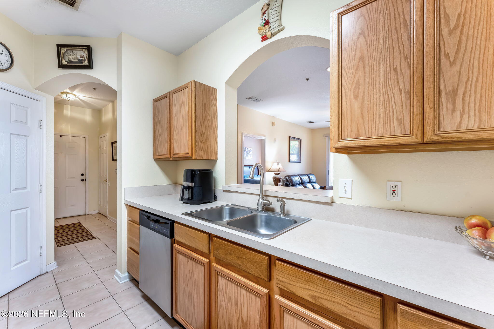7990 Baymeadows Road East, Unit 416 Jacksonville, FL 32256 - Photo 8 of 32 8-web-or-mls-Kitchen