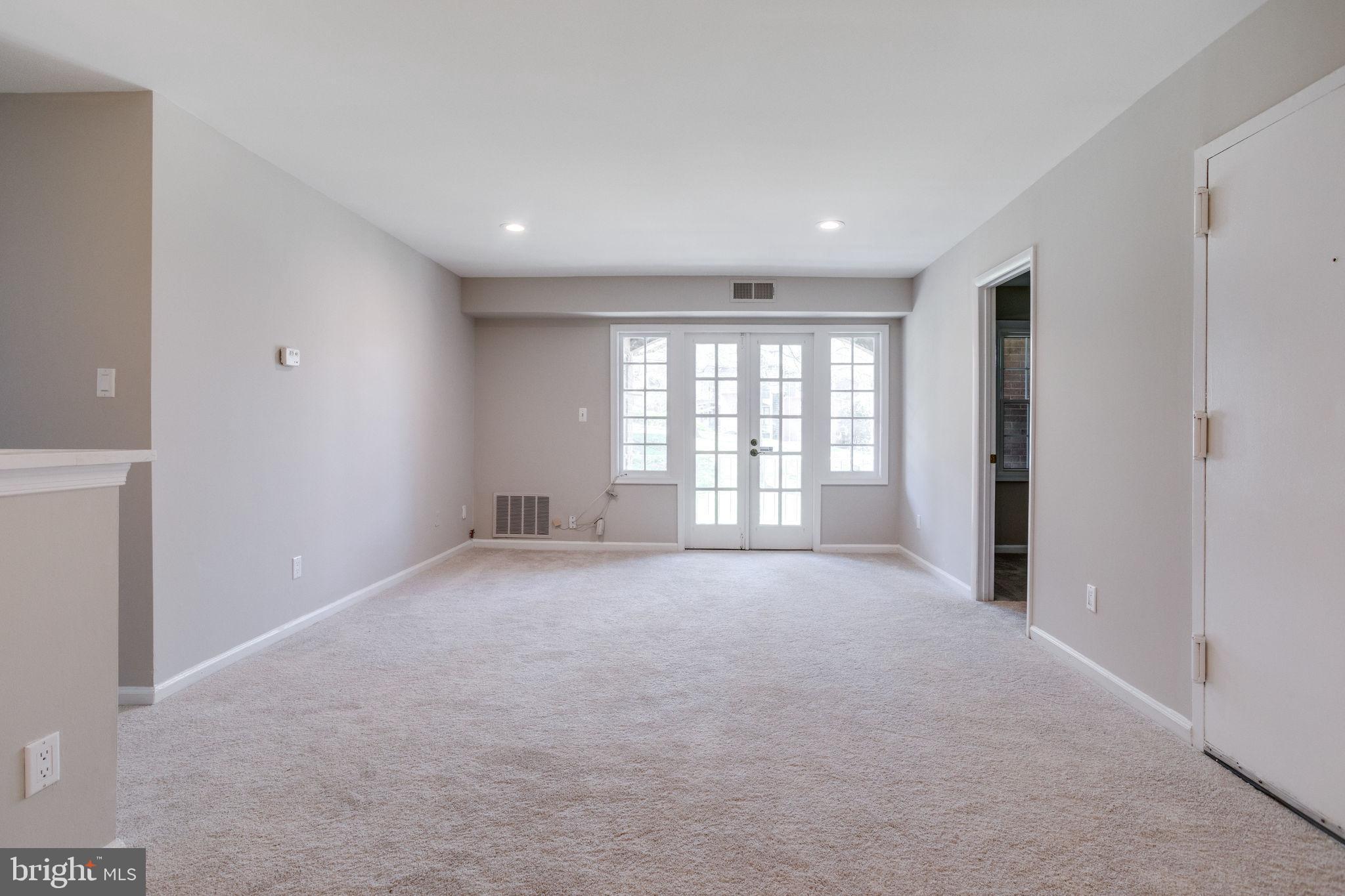 5906 Bayshire Road, Unit 170 Springfield, VA 22152 - Photo 8 of 30 Gallery Image 8