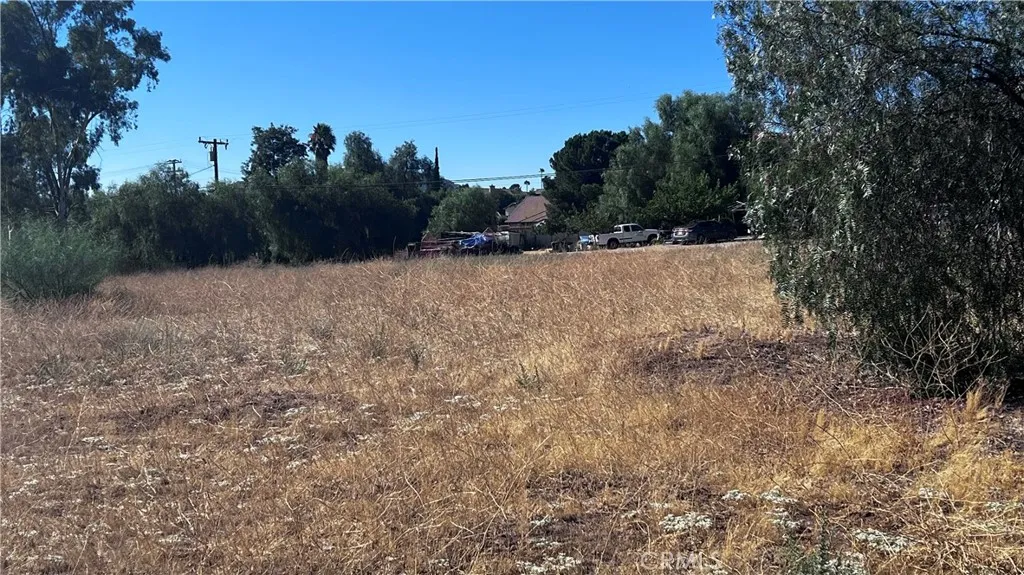 11560 Kitching Street Moreno Valley, CA 92557 - Photo 19 of 20 a view of a dry yard