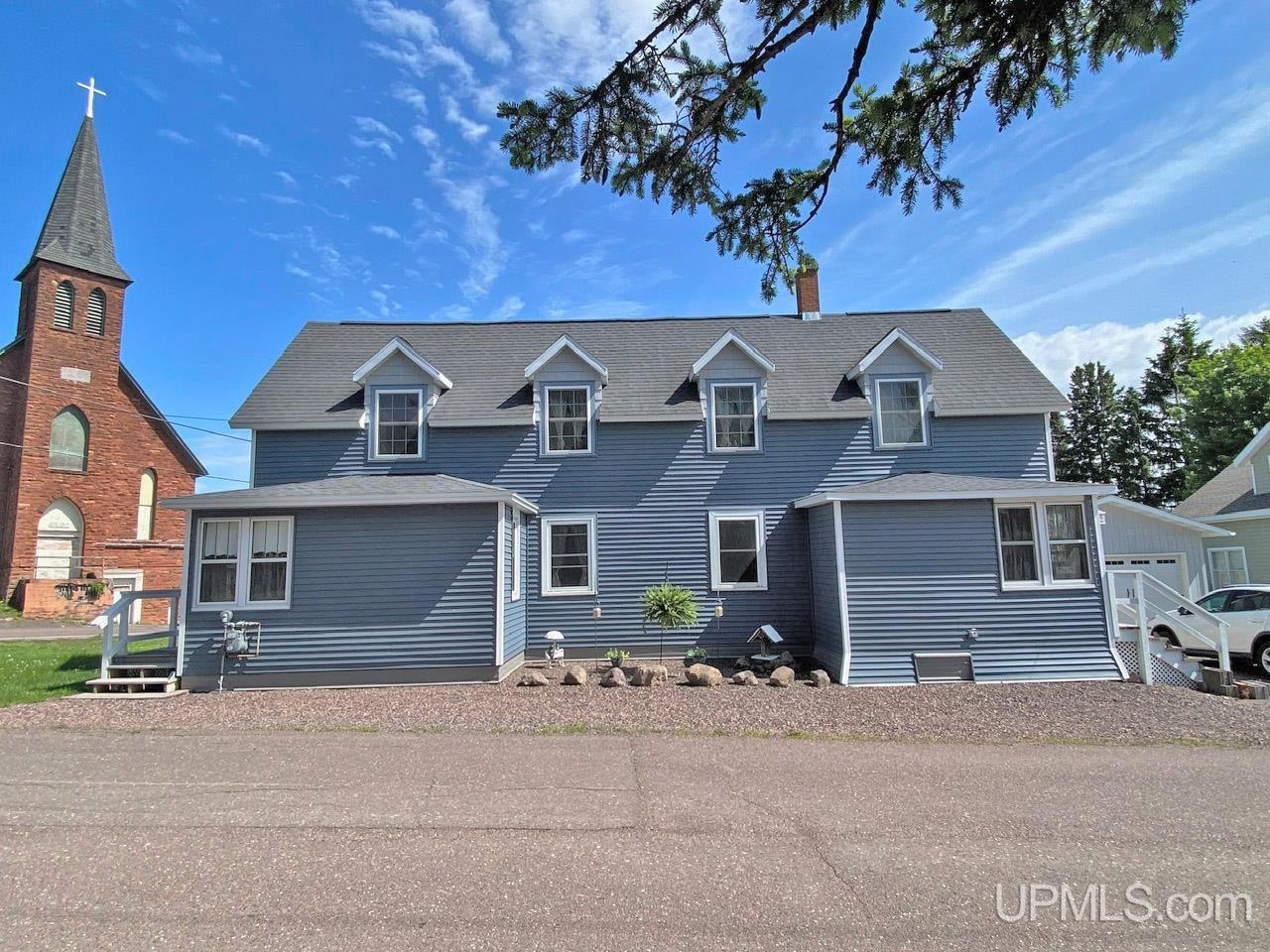25679 Temple Street Calumet, MI 49913 - Photo 3 of 65