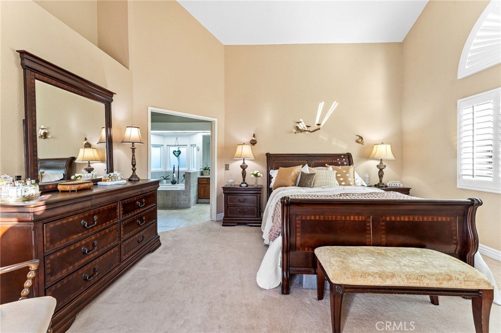 10055 Hillside Road Rancho Cucamonga, CA 91737 - Photo 5 of 46