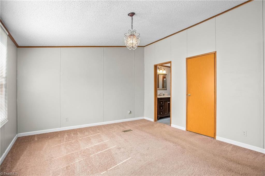 438 Pineville Road Mocksville, NC 27028 - Photo 11 of 21 Gallery Image 11