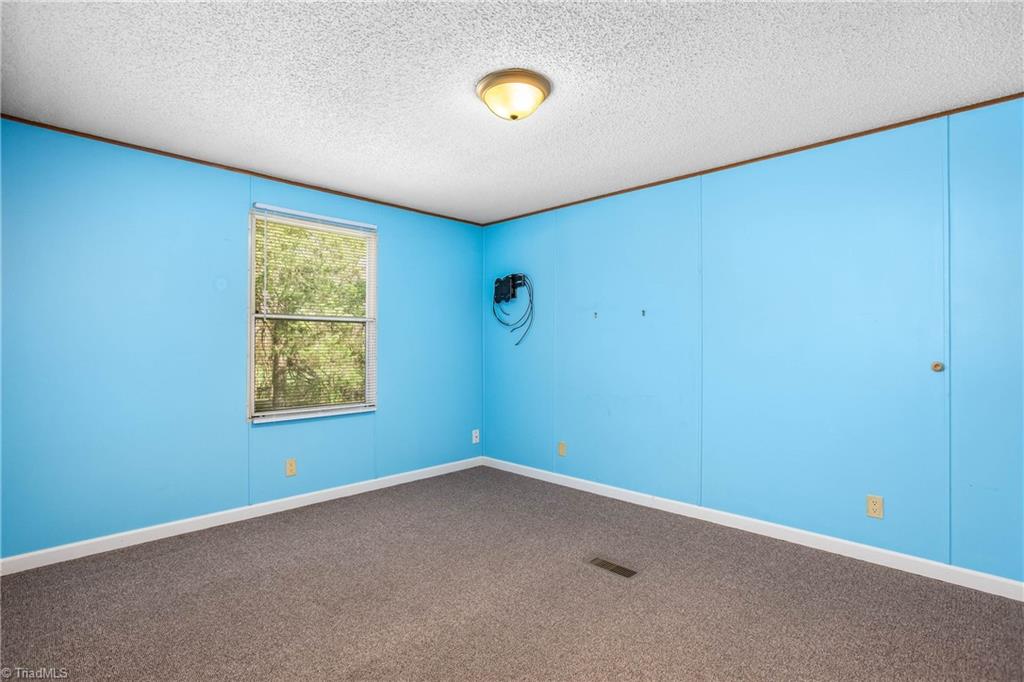 438 Pineville Road Mocksville, NC 27028 - Photo 12 of 21 Gallery Image 12