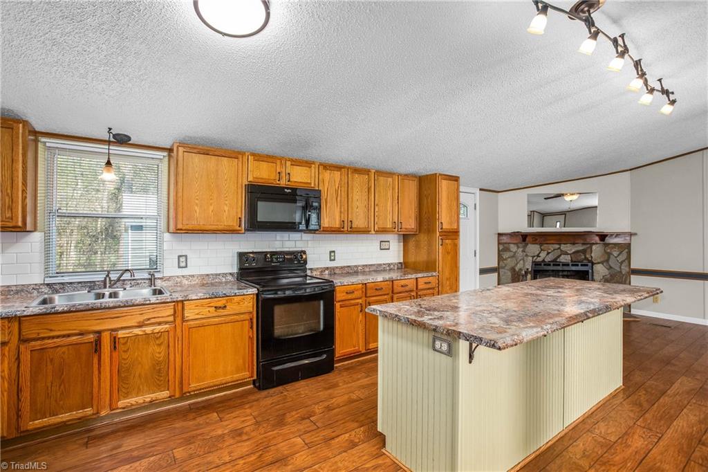 438 Pineville Road Mocksville, NC 27028 - Photo 3 of 21 Gallery Image 3
