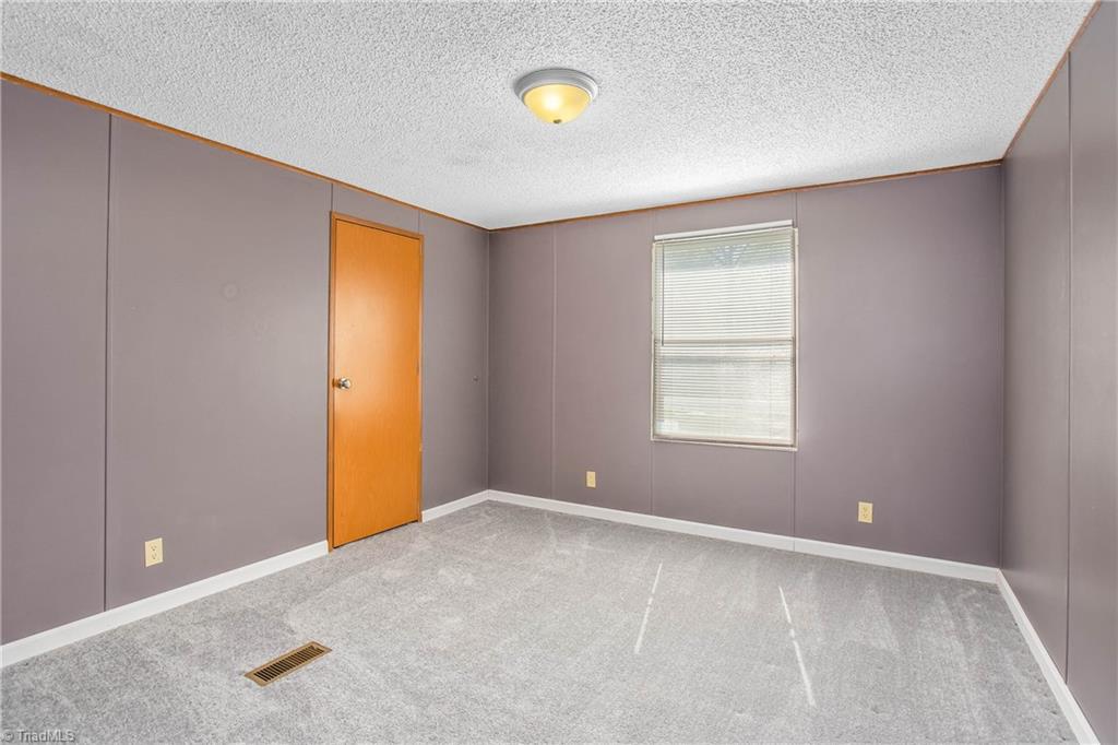 438 Pineville Road Mocksville, NC 27028 - Photo 9 of 21 Gallery Image 9