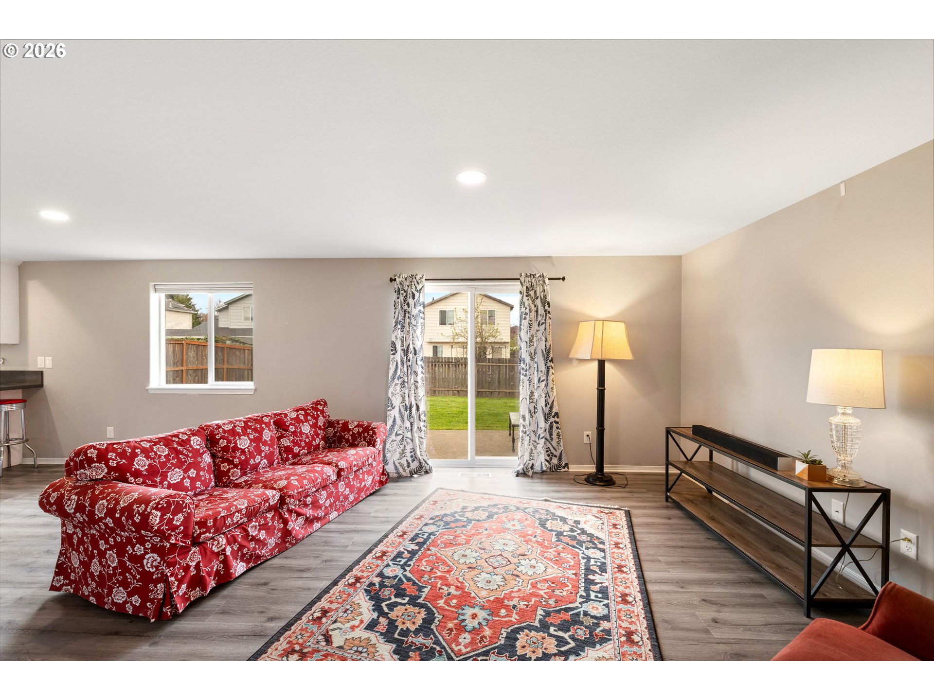 10037 North Polk Avenue Portland, OR 97203 - Photo 20 of 48